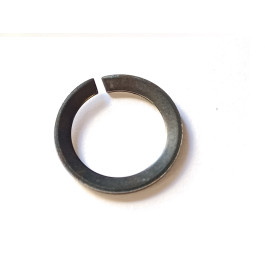 Lock ring for 14 mm valve guide - wide version