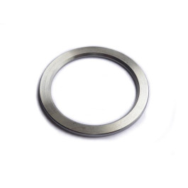 Spacer washer with chamfer ~ 2 mm