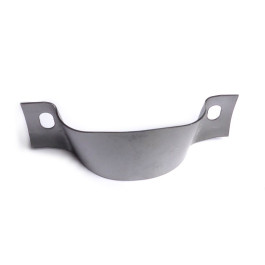 Metal cover piece in rear fender